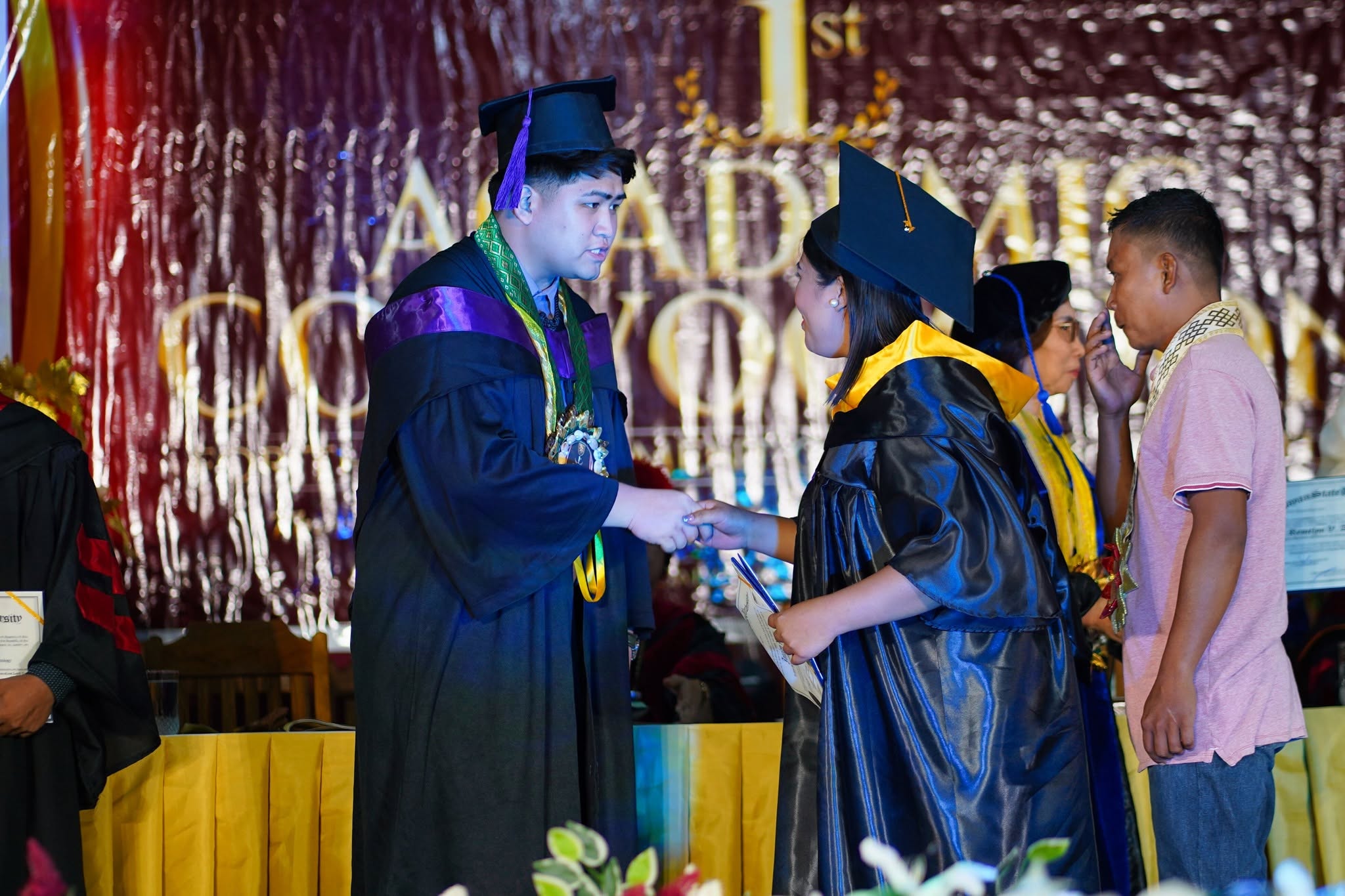 GRAD-AT-CALAYAN-PHOTOSET photo 17